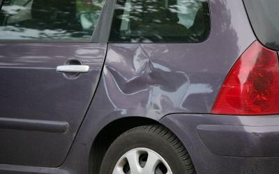 The Pros and Cons of an Aluminum Car Body